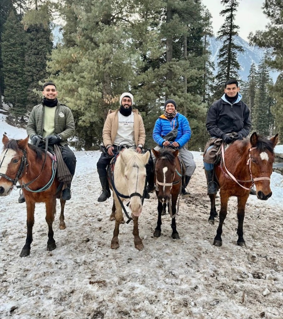 Kashmir Tour Packages From Delhi  | Kashmir Tour Packages From Srinagar